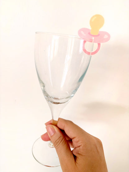 Chupones rosados • 12 tags